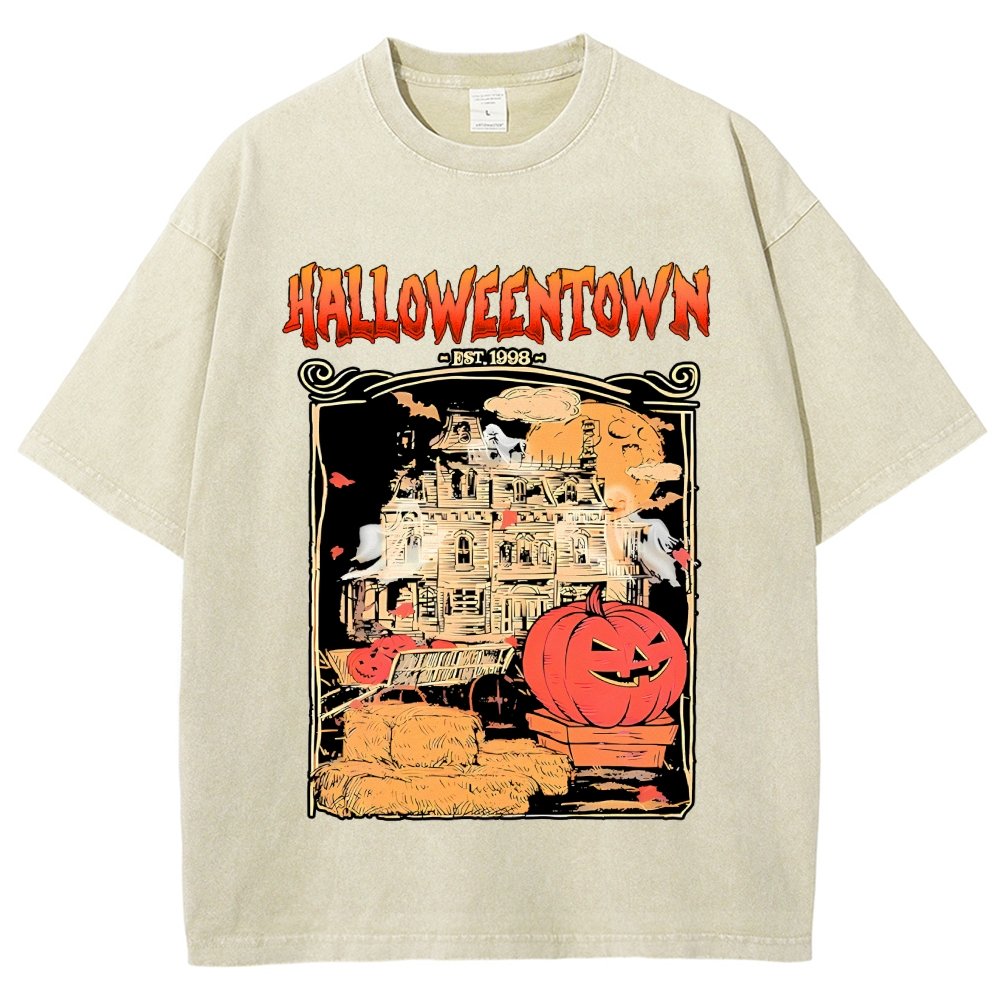 Spookyville University Est 1998. Halloween Vintage Distressed T-shirt