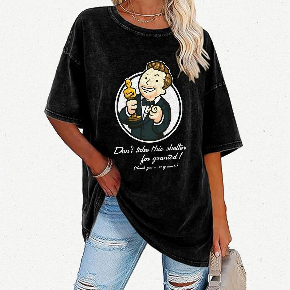 Black Cat Under The Sakura Vintage Distressed T-shirt