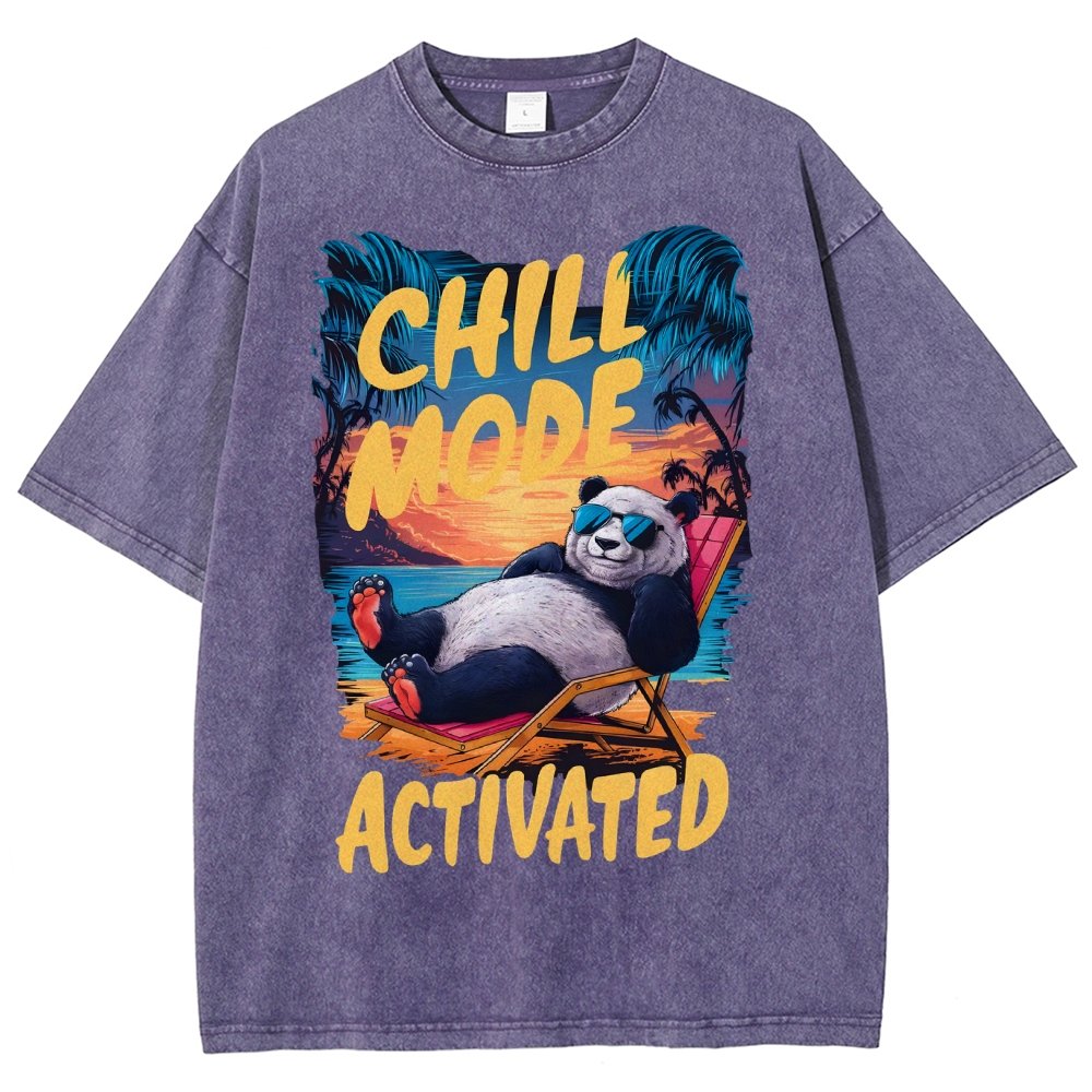 Giant Panda Holiday Art Print Vintage Distressed T-shirt