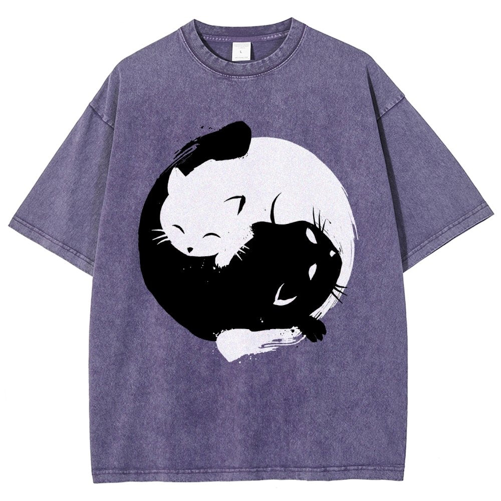 Yin-yang Cat Vintage Distressed T-shirt