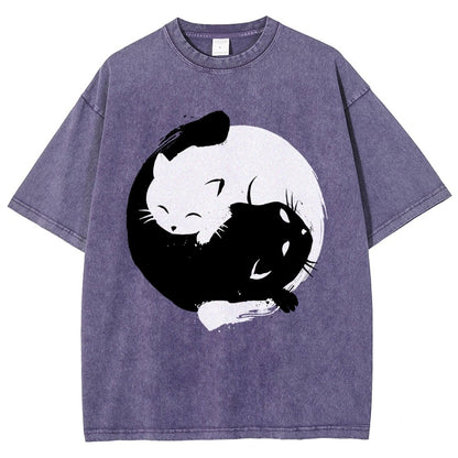 Yin-yang Cat Vintage Distressed T-shirt