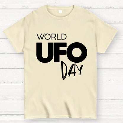 World Ufo Day Geek T-Shirt