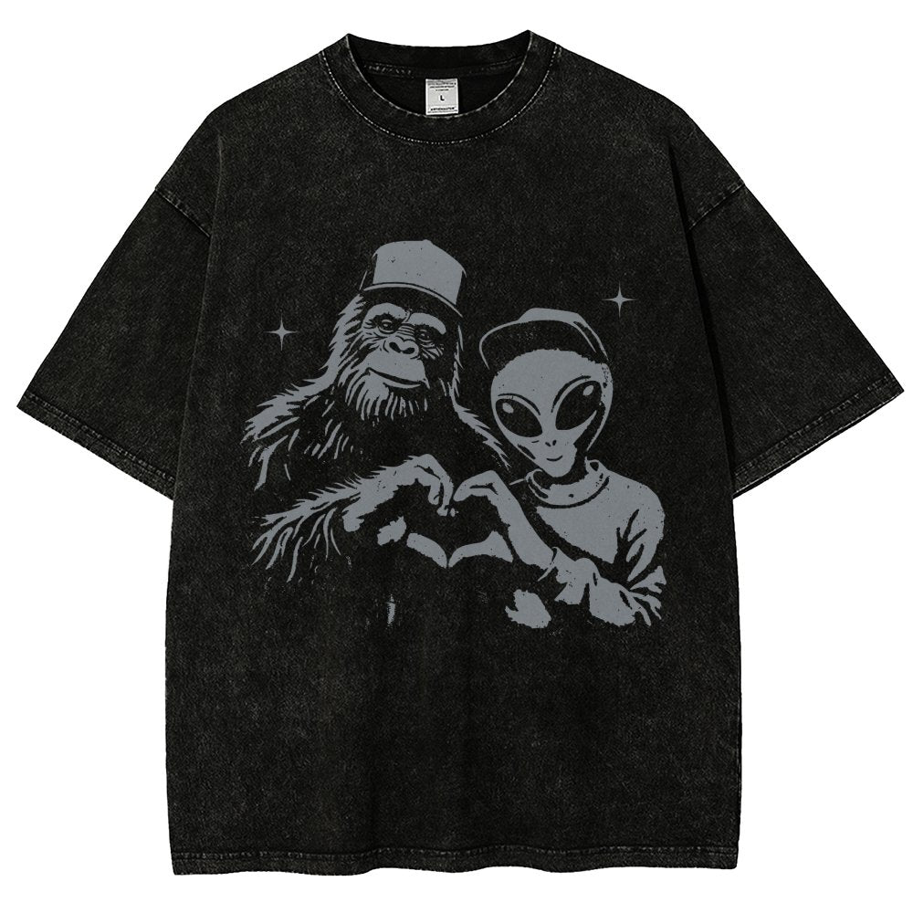 Bigfoot and Aliens Vintage Distressed T-shirt