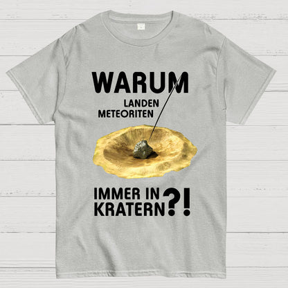 Meteoriten in Kratern Geek T-Shirt