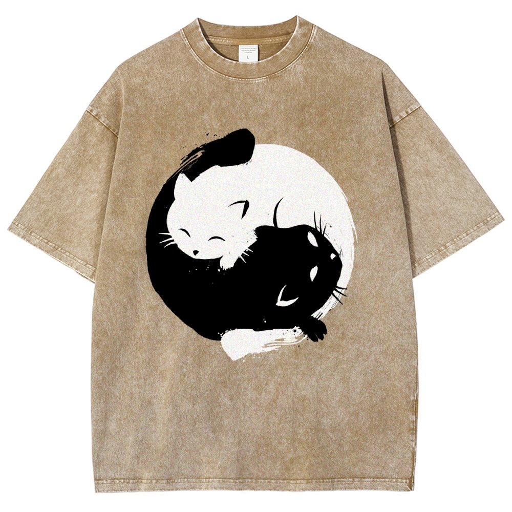 Yin-yang Cat Vintage Distressed T-shirt