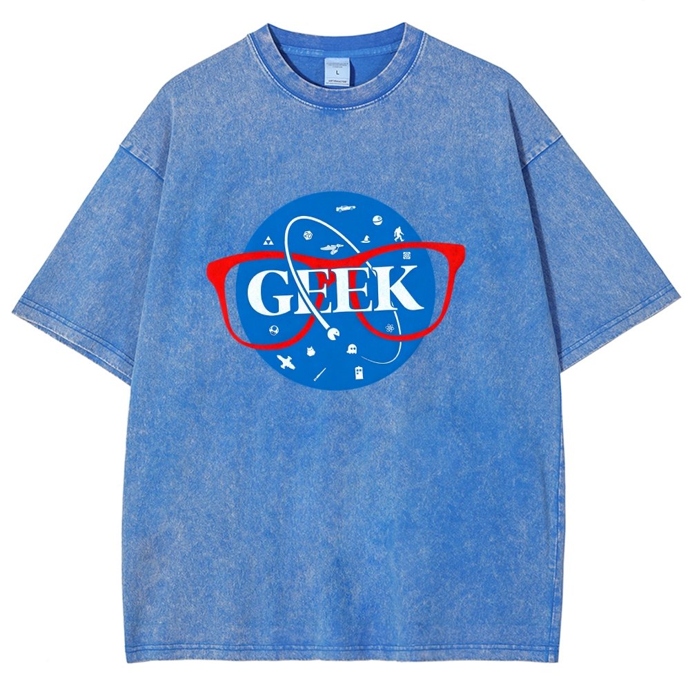 GEEK Space Patch Vintage Distressed T-shirt