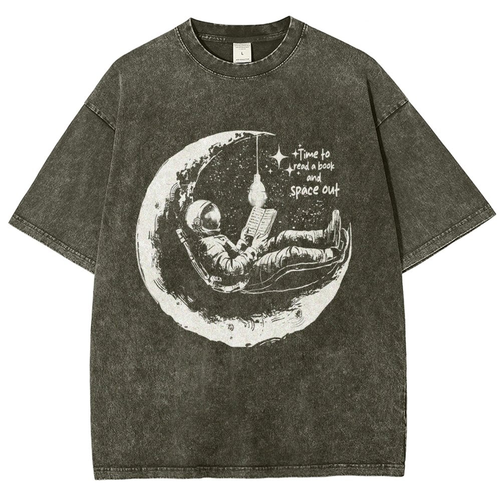 Time to read a book Vintage Distressed T-shirt