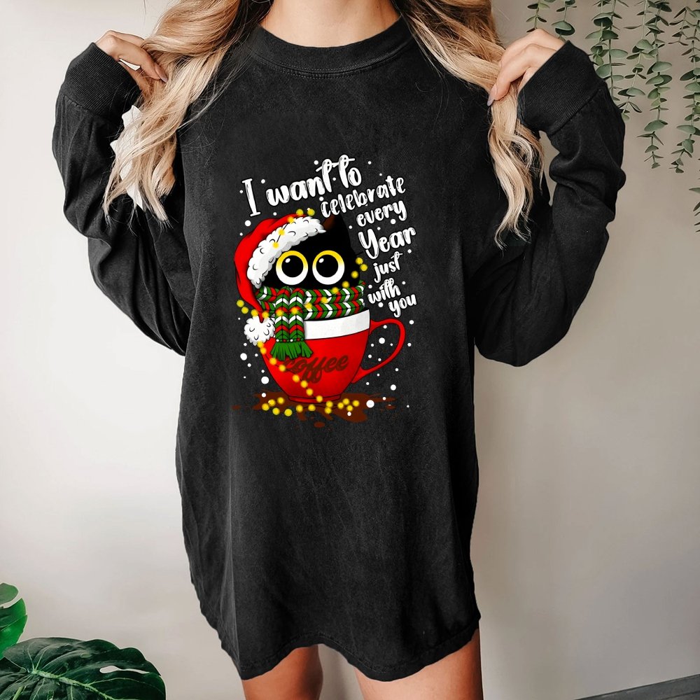 Christmas Cat Washed Long Sleeve Tee