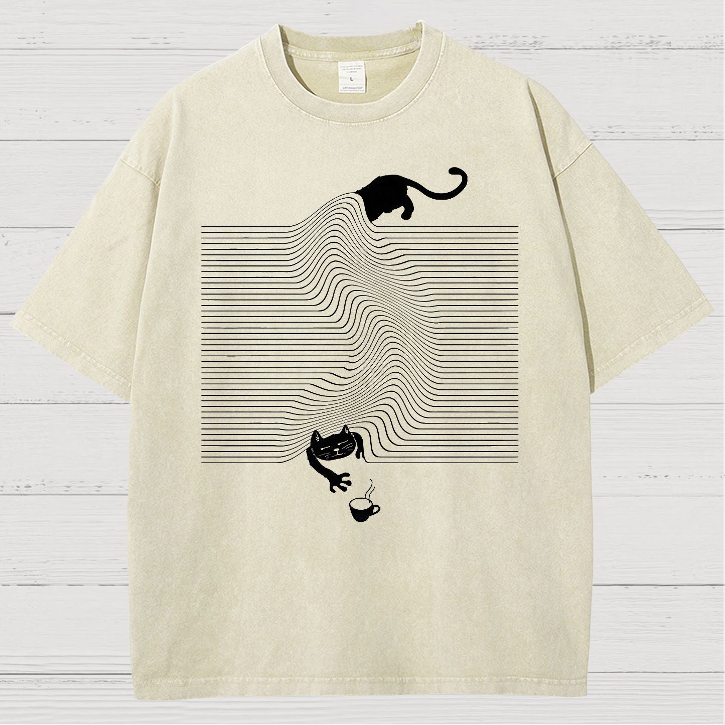 Funny Cat Vintage Distressed T-shirt