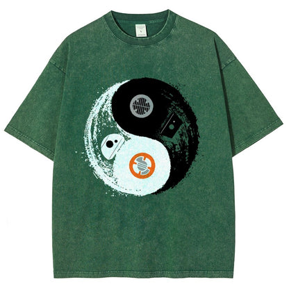 Robot Balance Vintage Distressed T-shirt