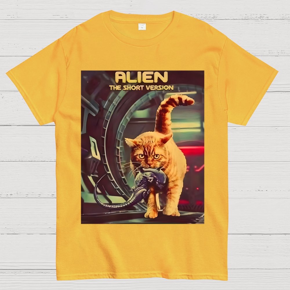 Mystery Cat Heavy Geek T-Shirt