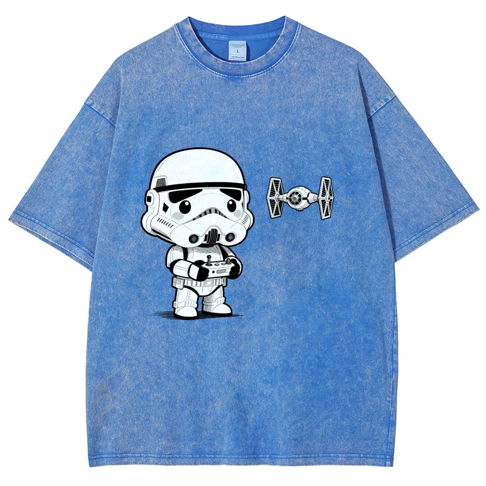Soldiers learn about drones Vintage Distressed T-shirt