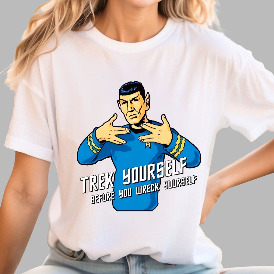 Travel Yourself Before You Wreck Yourself Geek T-Shirt