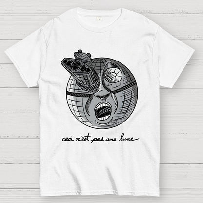 Ceci N’Est Pas Une Lune Geek T-Shirt