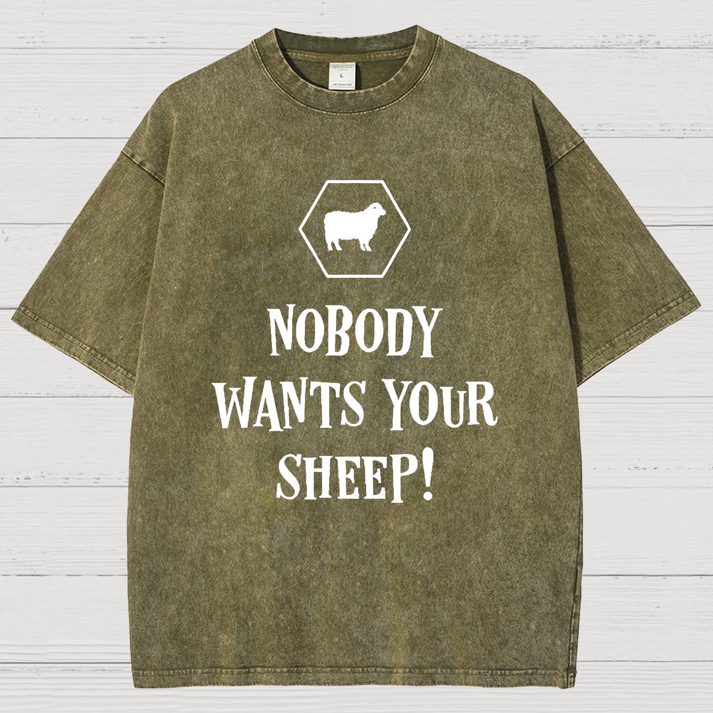 Nobody Wants Your Sheep Funny Boardgames Geek Vintage Distressed T-shirt